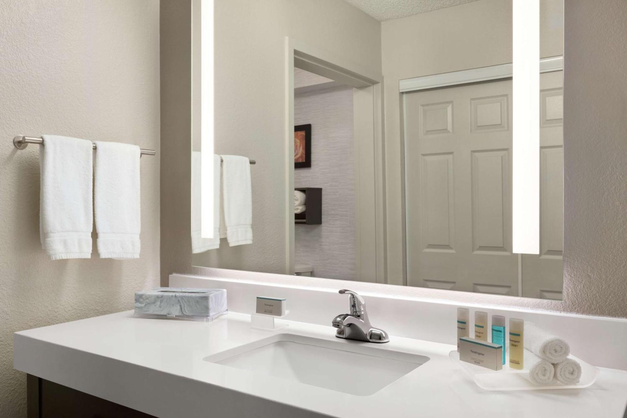 Homewood Suites By Hilton Dallas-Plano Bagian luar foto